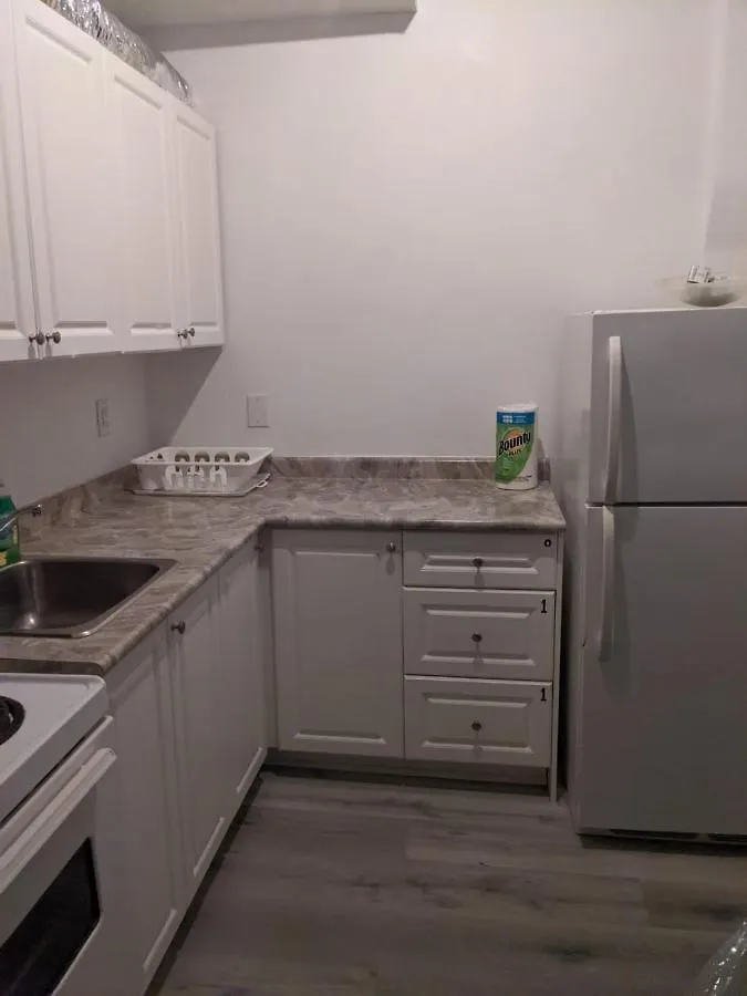 Toronto Furnished Living Rooms 0*,