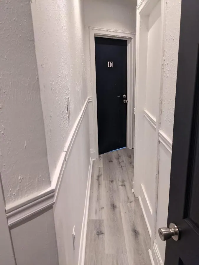 Toronto Furnished Living Rooms Pensión