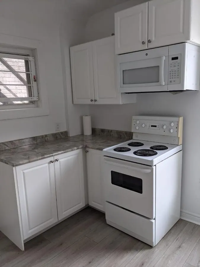 Toronto Furnished Living Rooms