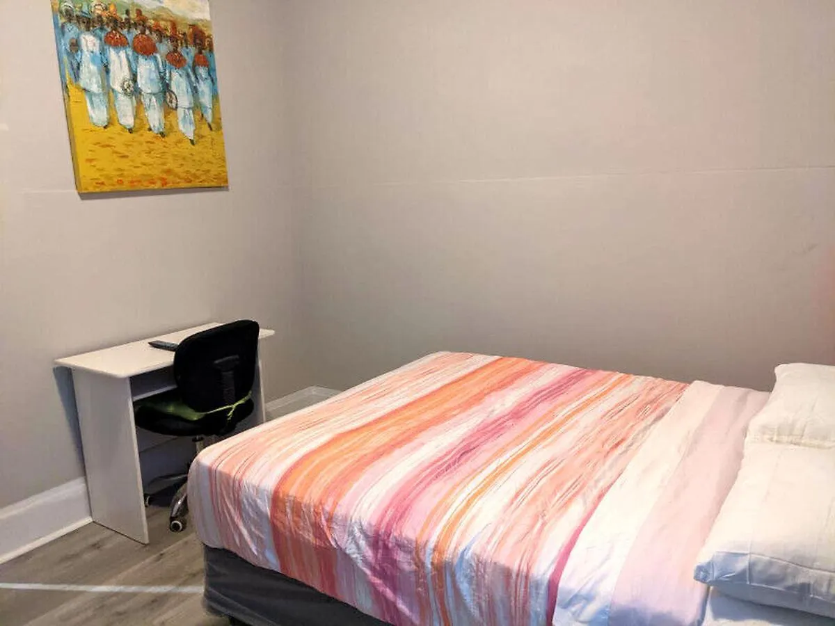 Pensión Toronto Furnished Living Rooms Canadá