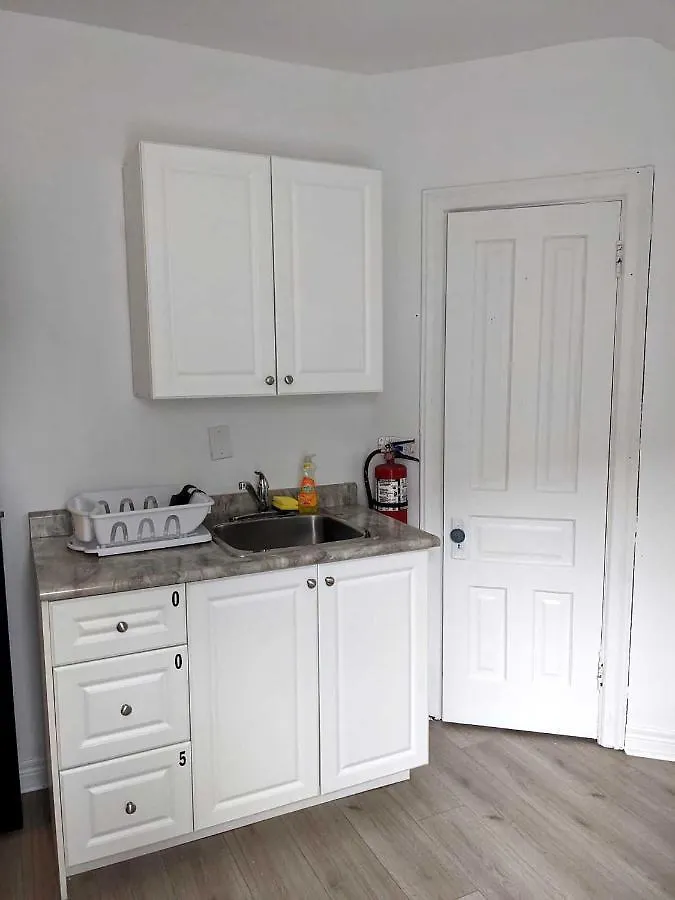 Gasthuis Toronto Furnished Living Rooms